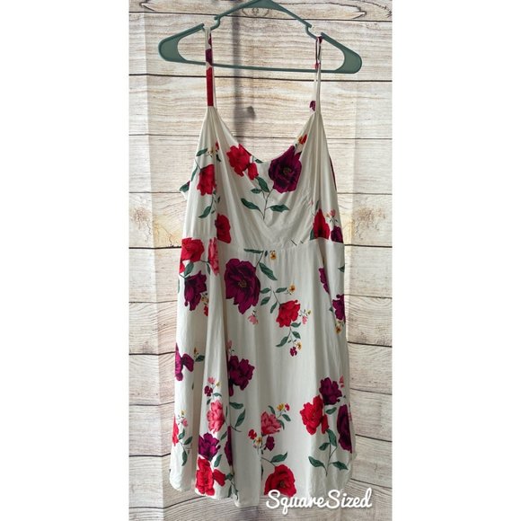 Old Navy Dresses & Skirts - white fit&flare cami dress with flowers lined XXL